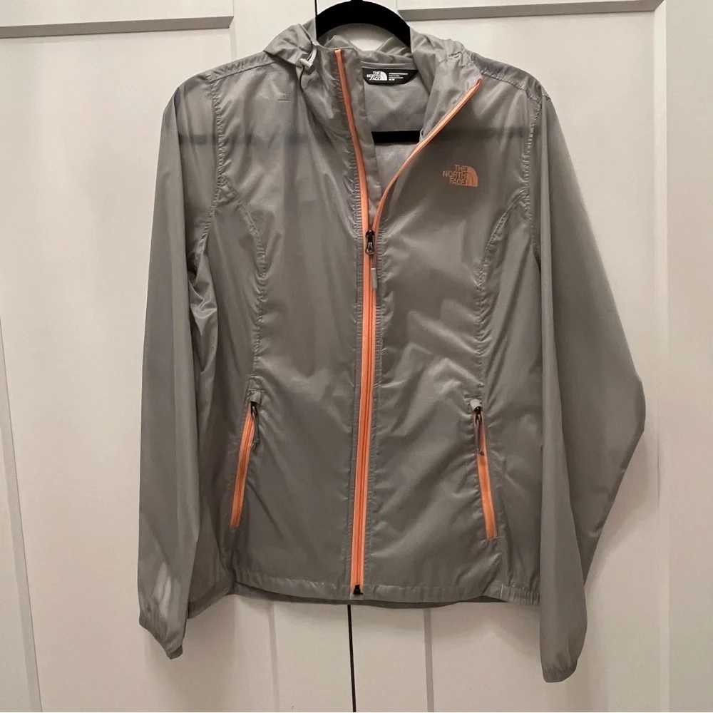 The North Face
Cyclone Water Repellent Rain Jacket Windbreaker Gray/Peach Size M - Picture 5 of 8
